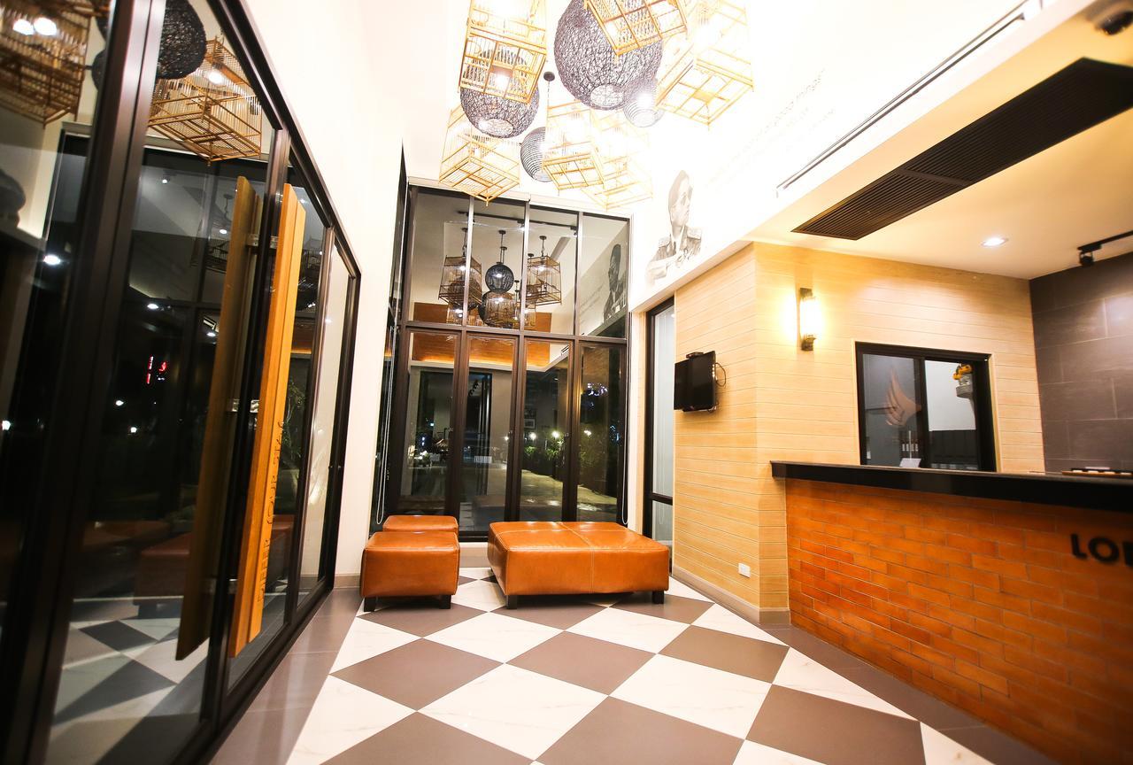 Bunprasop Garden Hotel Накхон Си Тамарат Екстериор снимка