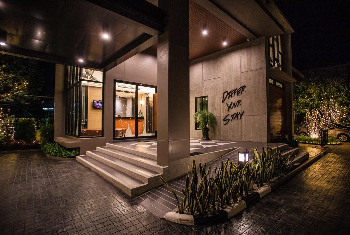Bunprasop Garden Hotel Накхон Си Тамарат Екстериор снимка