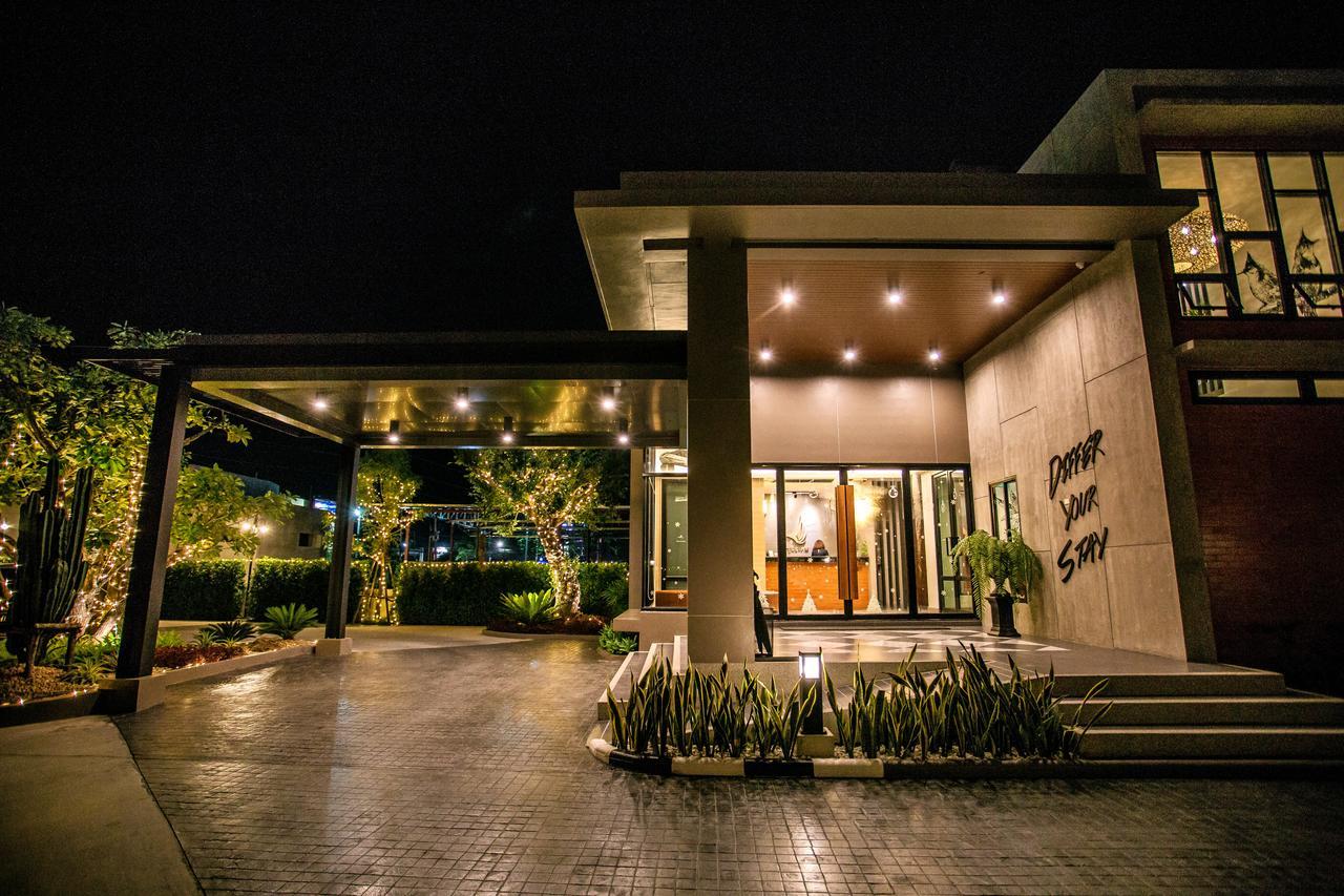 Bunprasop Garden Hotel Накхон Си Тамарат Екстериор снимка